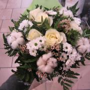 bouquet rond hiver tout blanc BR04